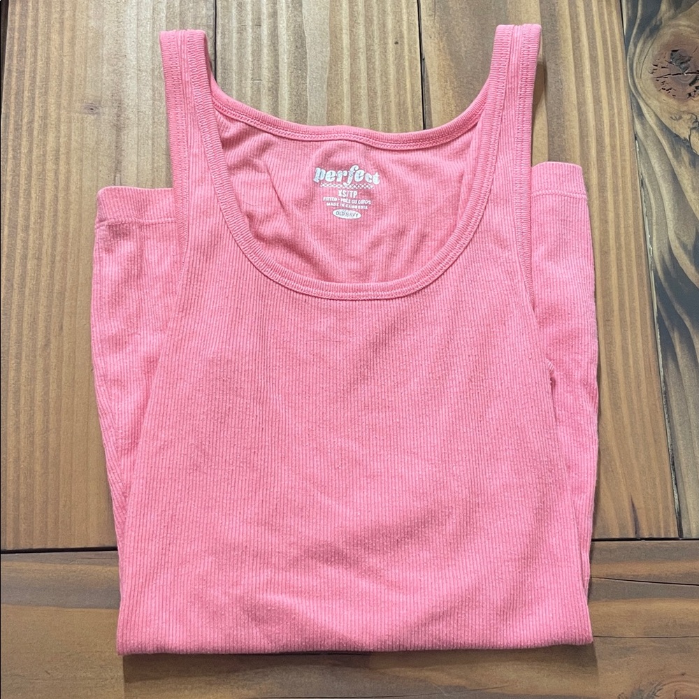 Old Navy Fitted Pink Tank XS